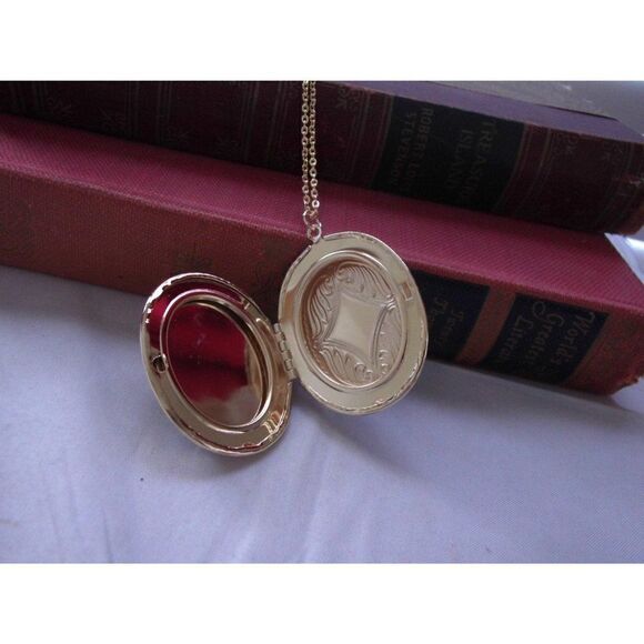 Wedding birthday anniversary Guardian Angel Locket Black & Ant White Necklace - Picture 4 of 5